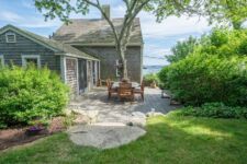 Photo of Vintage Farmhouse Photo of Vintage Farmhouse